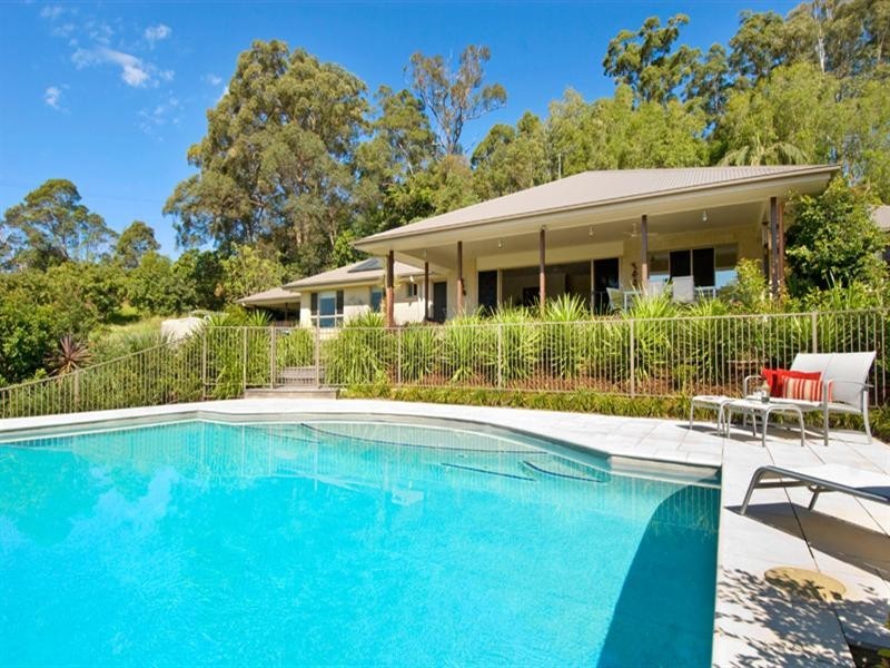 1 Towen View Court, Towen Mountain QLD 4560