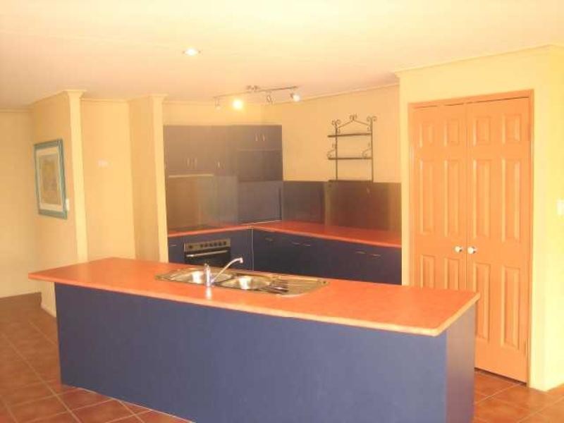 14 Petigrain Avenue, Palmwoods QLD 4555