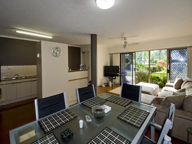 3/77 Bradman Avenue, Maroochydore QLD 4558