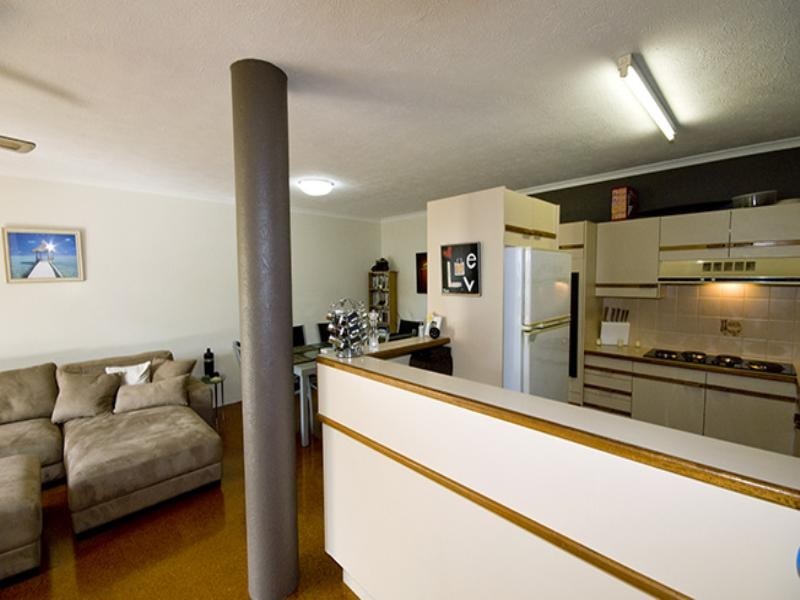 3/77 Bradman Avenue, Maroochydore QLD 4558