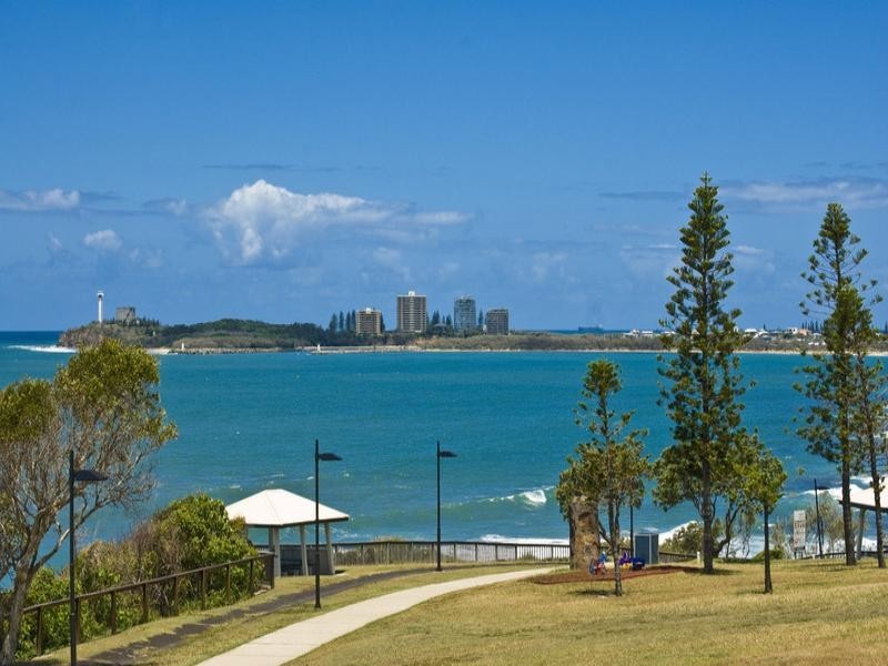 2/25 Buderim Avenue, Mooloolaba QLD 4557