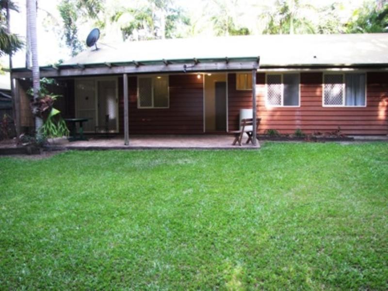 13 Martins Drive, Kuluin QLD 4558