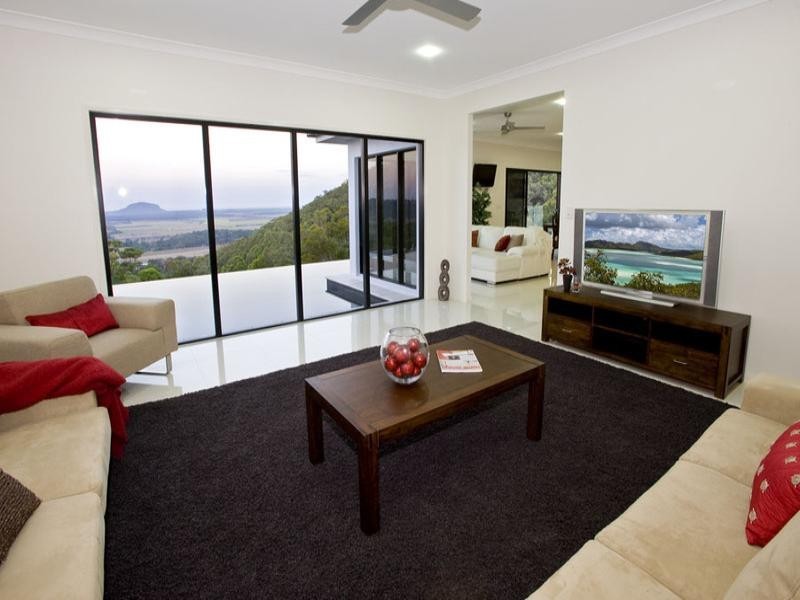 71 Skybolt Road, Valdora QLD 4561