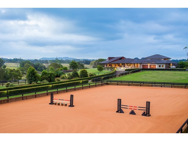 236 Mountain View Road, Maleny QLD 4552