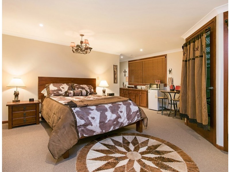 236 Mountain View Road, Maleny QLD 4552