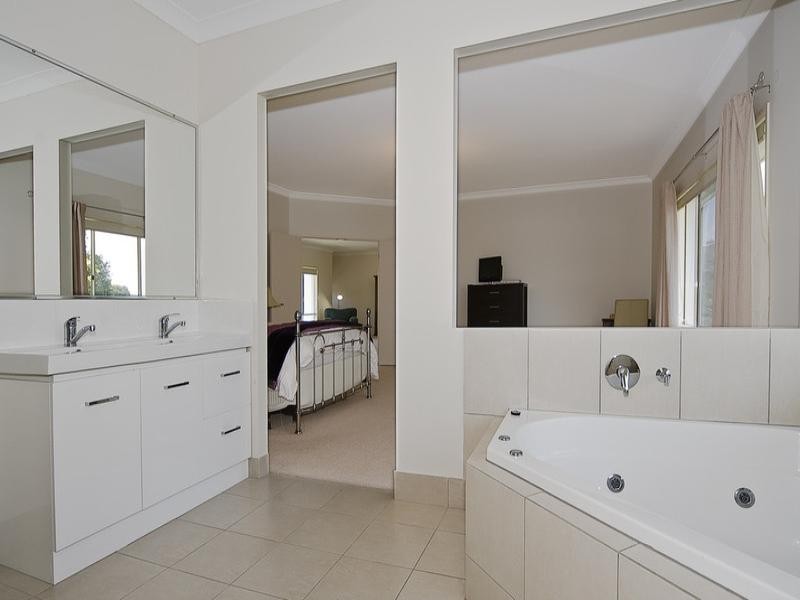 21B Jones Road, Buderim QLD 4556