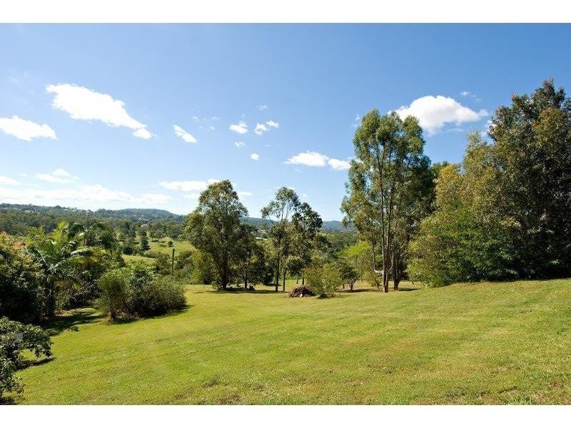 11-13 Towen View Court, Palmwoods QLD 4555