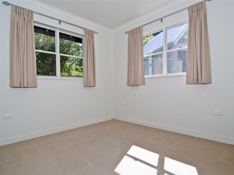 2 Edwin Road, Buderim QLD 4556