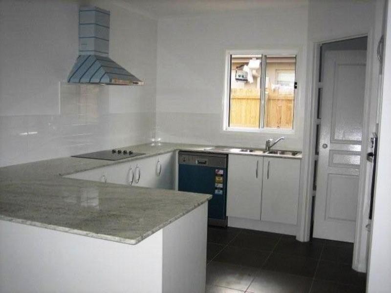 8 Ashburton Court, Sippy Downs QLD 4556