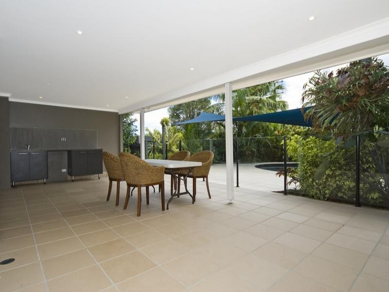 6 Ferguson Avenue, Buderim QLD 4556