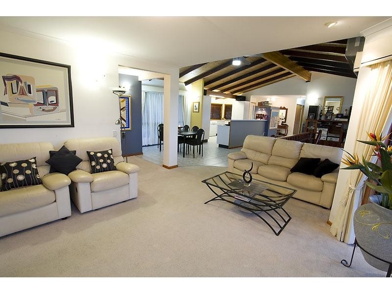 11 Tulong Court, Buderim QLD 4556