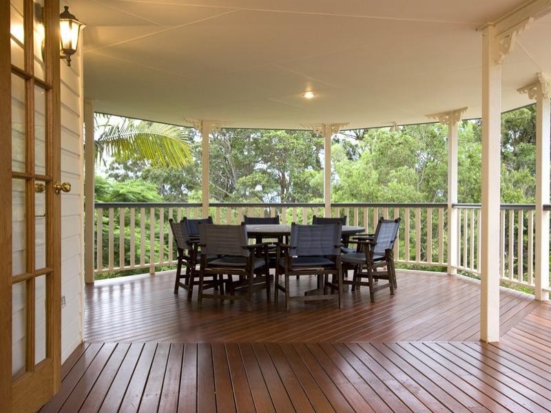 2 Mountain Top Court, Mons QLD 4556