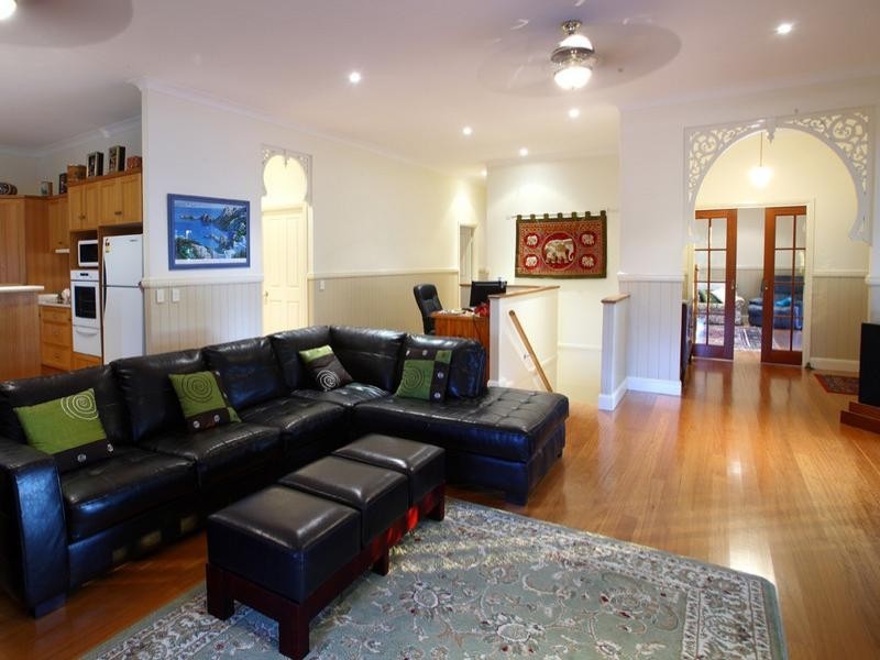 2 Mountain Top Court, Mons QLD 4556