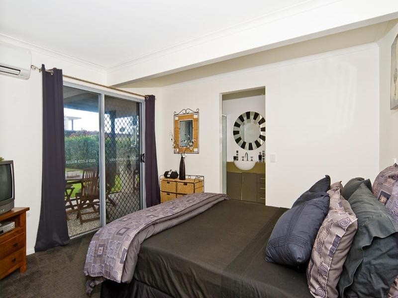 28 Janet Street, Alexandra Headland QLD 4572