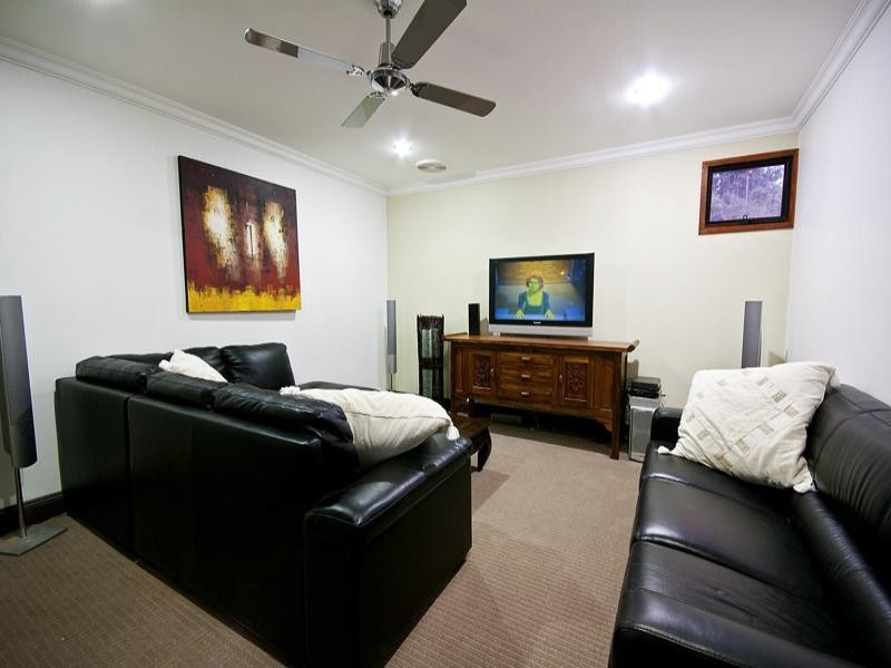 74 Samwhite Drive, Buderim QLD 4556