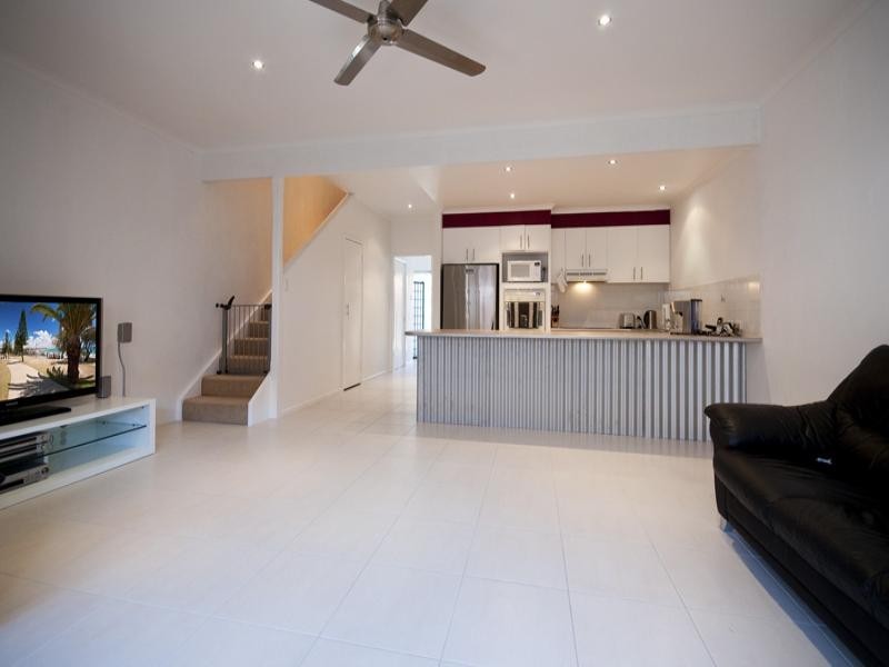 3/13 Arwen Street, Maroochydore QLD 4558