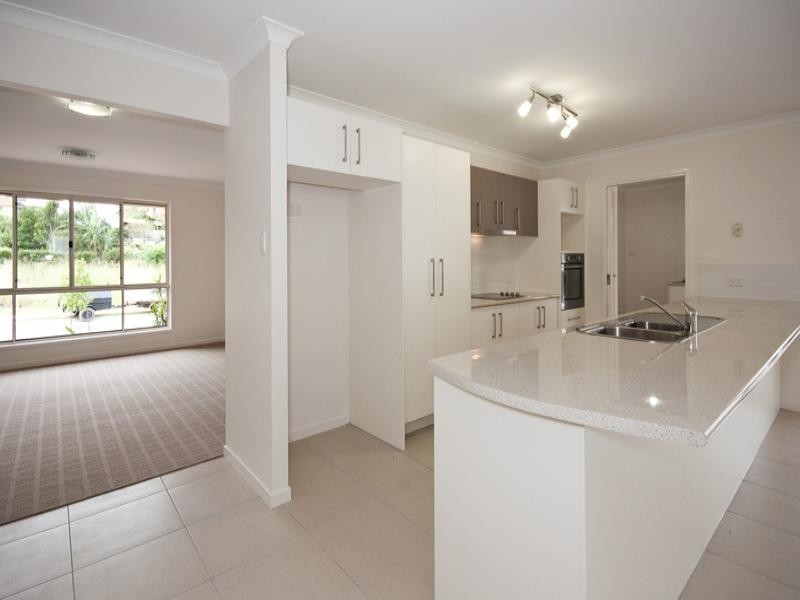 7 Crows Ash Place, Kuluin QLD 4558