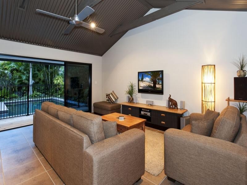 8 Sunpointe Street, Maroochydore QLD 4558