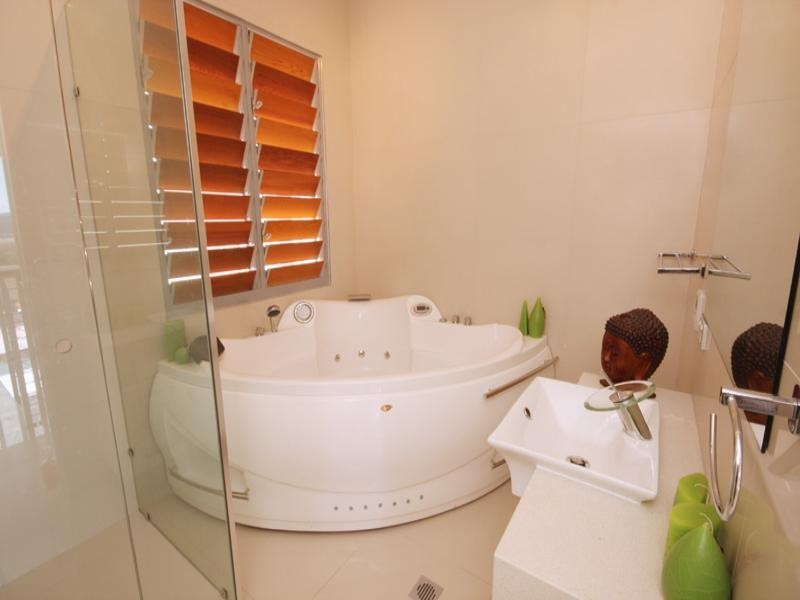 77 Mons School Road, Buderim QLD 4556