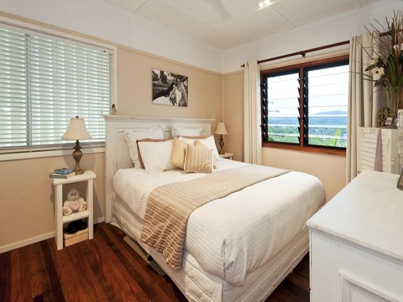 38 Petrie Creek Road, Nambour QLD 4560