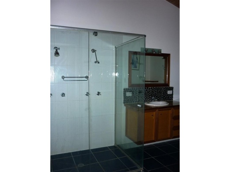 49 Wharf Road, Bli Bli QLD 4560