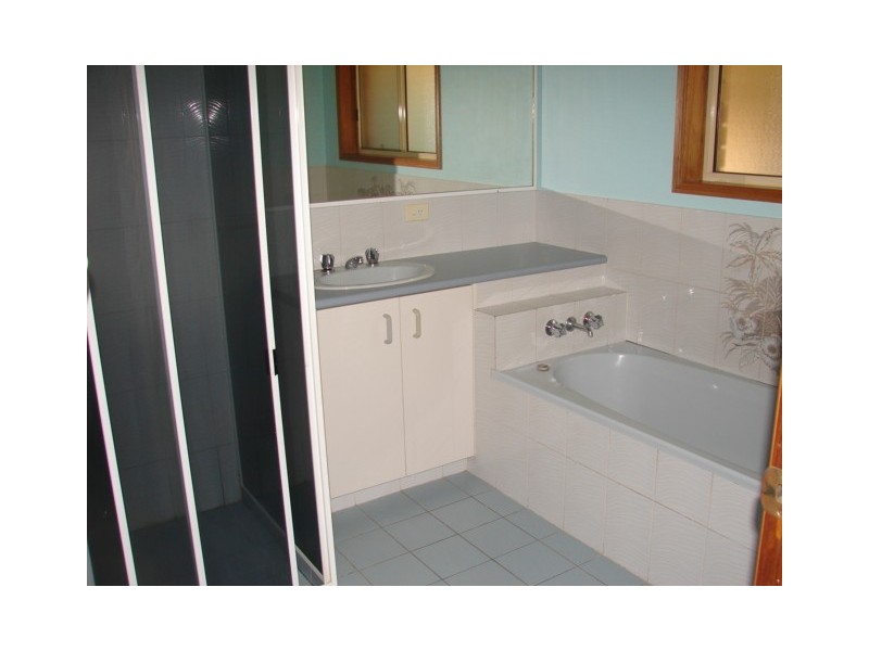 12 Lotus Place, Bli Bli QLD 4560