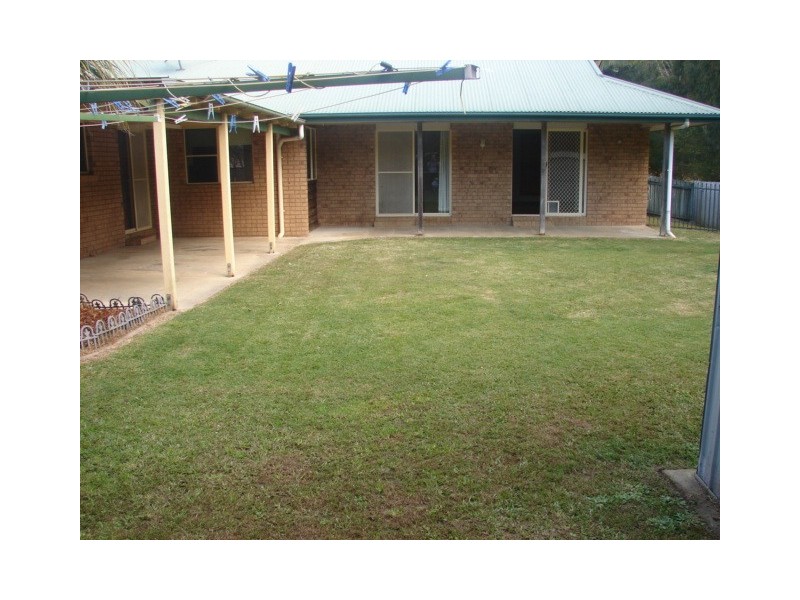 12 Lotus Place, Bli Bli QLD 4560