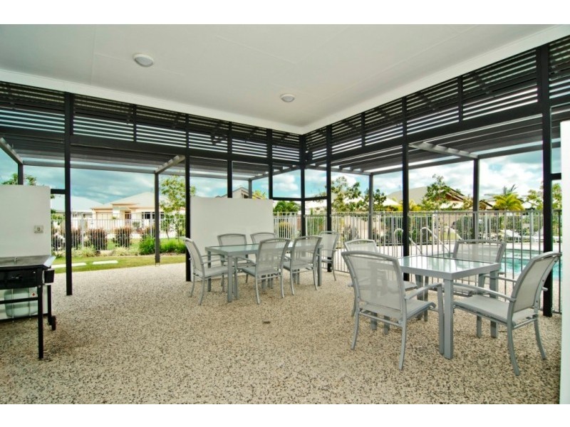 18/10 Grand Parade, Parrearra QLD 4575