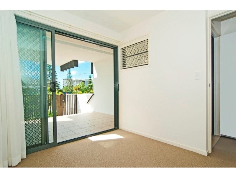 18/10 Grand Parade, Parrearra QLD 4575