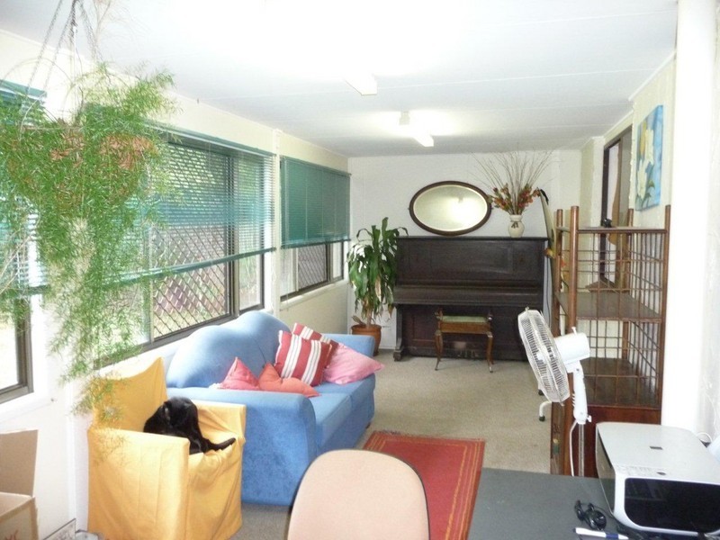 8 Deejay Street, Maroochydore QLD 4558