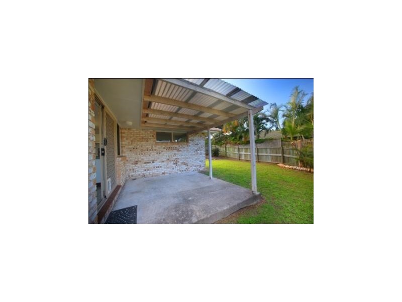 2/1 Raintrees Court, Buderim QLD 4556