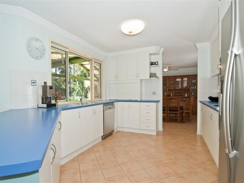 9 Sundown Close, Tanawha QLD 4556