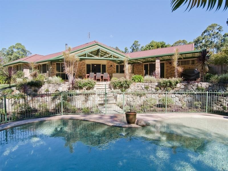 9 Sundown Close, Tanawha QLD 4556