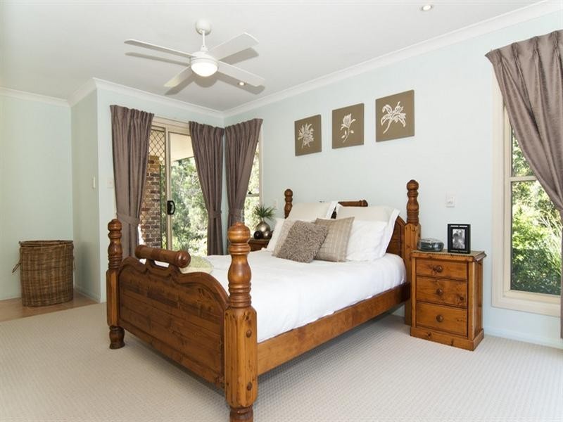 9 Sundown Close, Tanawha QLD 4556