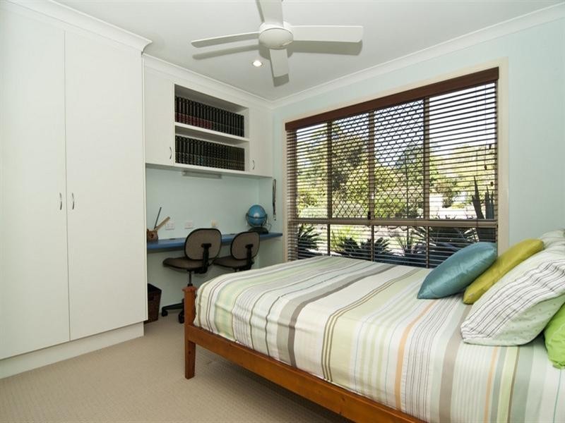 9 Sundown Close, Tanawha QLD 4556