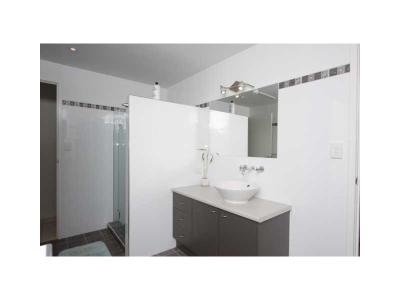 10 Village Place, Buderim QLD 4556