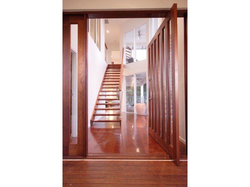 10 Village Place, Buderim QLD 4556