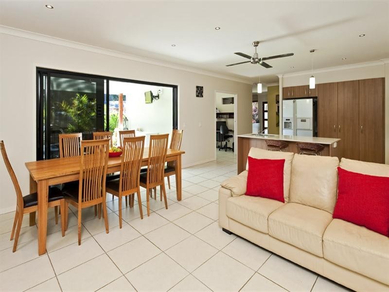 21 Figbird Crescent, Buderim QLD 4556