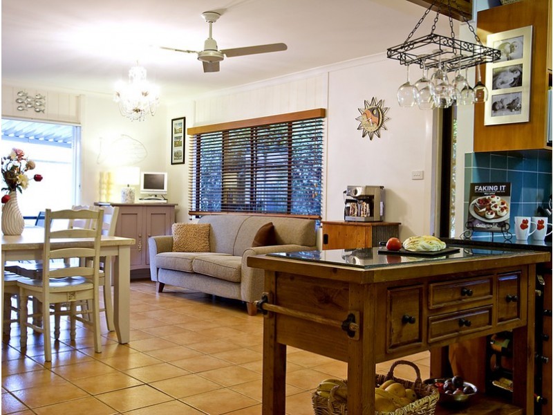 8 Priebe Street, Buderim QLD 4556