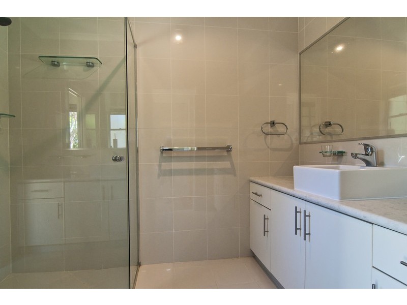 2 Edwin Road, Buderim QLD 4556