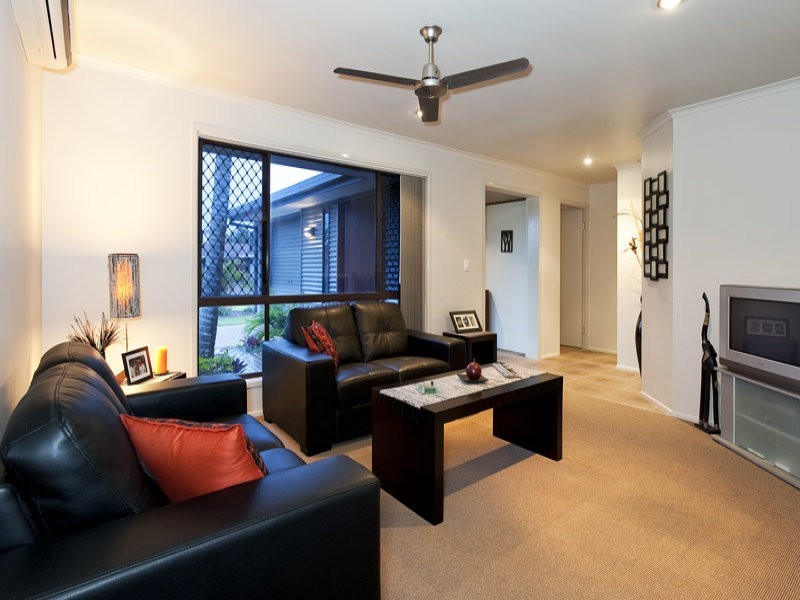 8 Sunpointe Street, Maroochydore QLD 4558