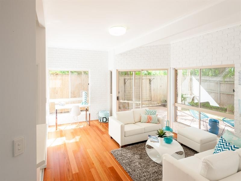 46 Yakola Parade, Alexandra Headland QLD 4572