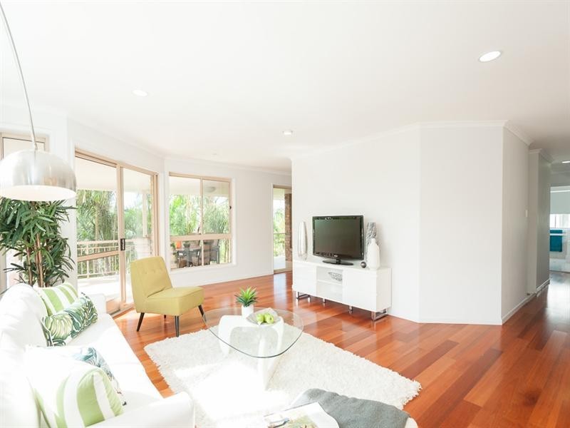 46 Yakola Parade, Alexandra Headland QLD 4572