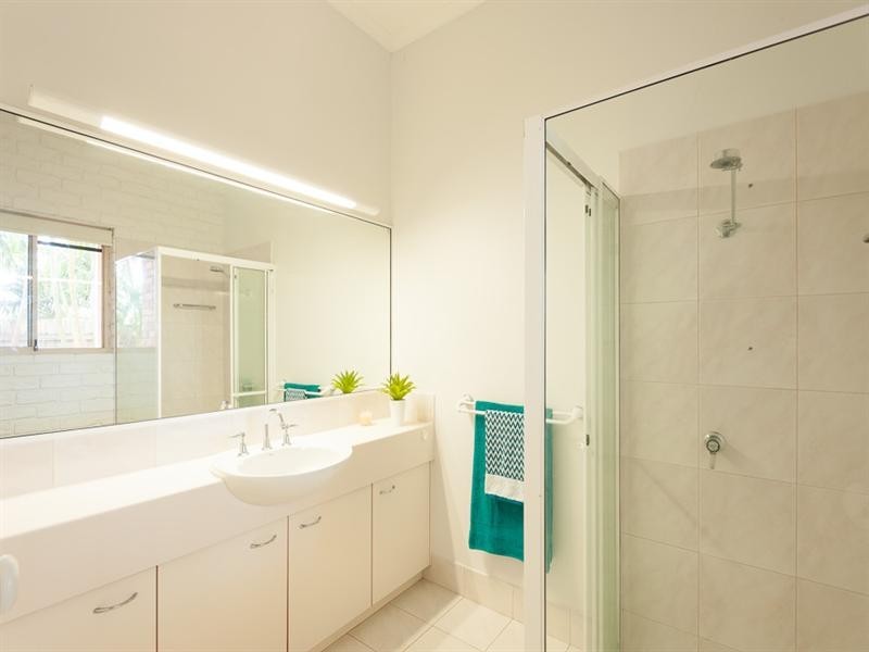 46 Yakola Parade, Alexandra Headland QLD 4572