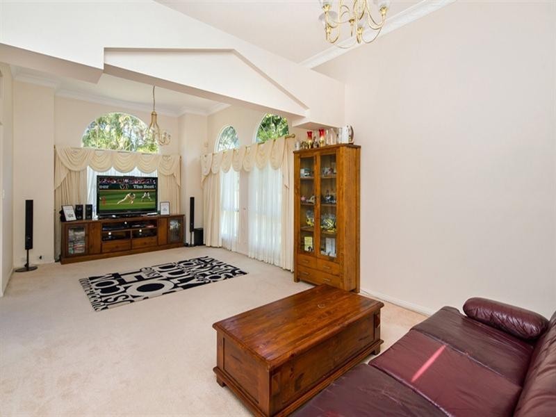 15-17 Walgarri Drive, Tanawha QLD 4556