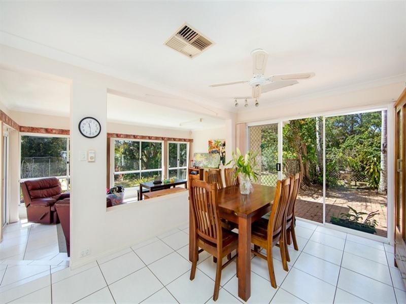 15-17 Walgarri Drive, Tanawha QLD 4556