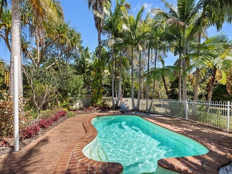 15-17 Walgarri Drive, Tanawha QLD 4556