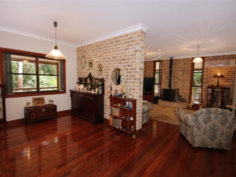 16 Eugenia Road, Forest Glen QLD 4556