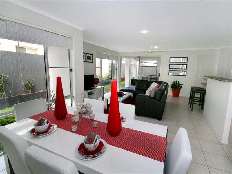 18 Chestwood Crescent, Sippy Downs QLD 4556