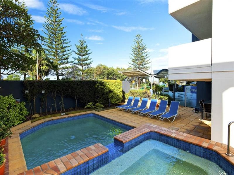 4/125 Mooloolaba Esplanade, Mooloolaba QLD 4557